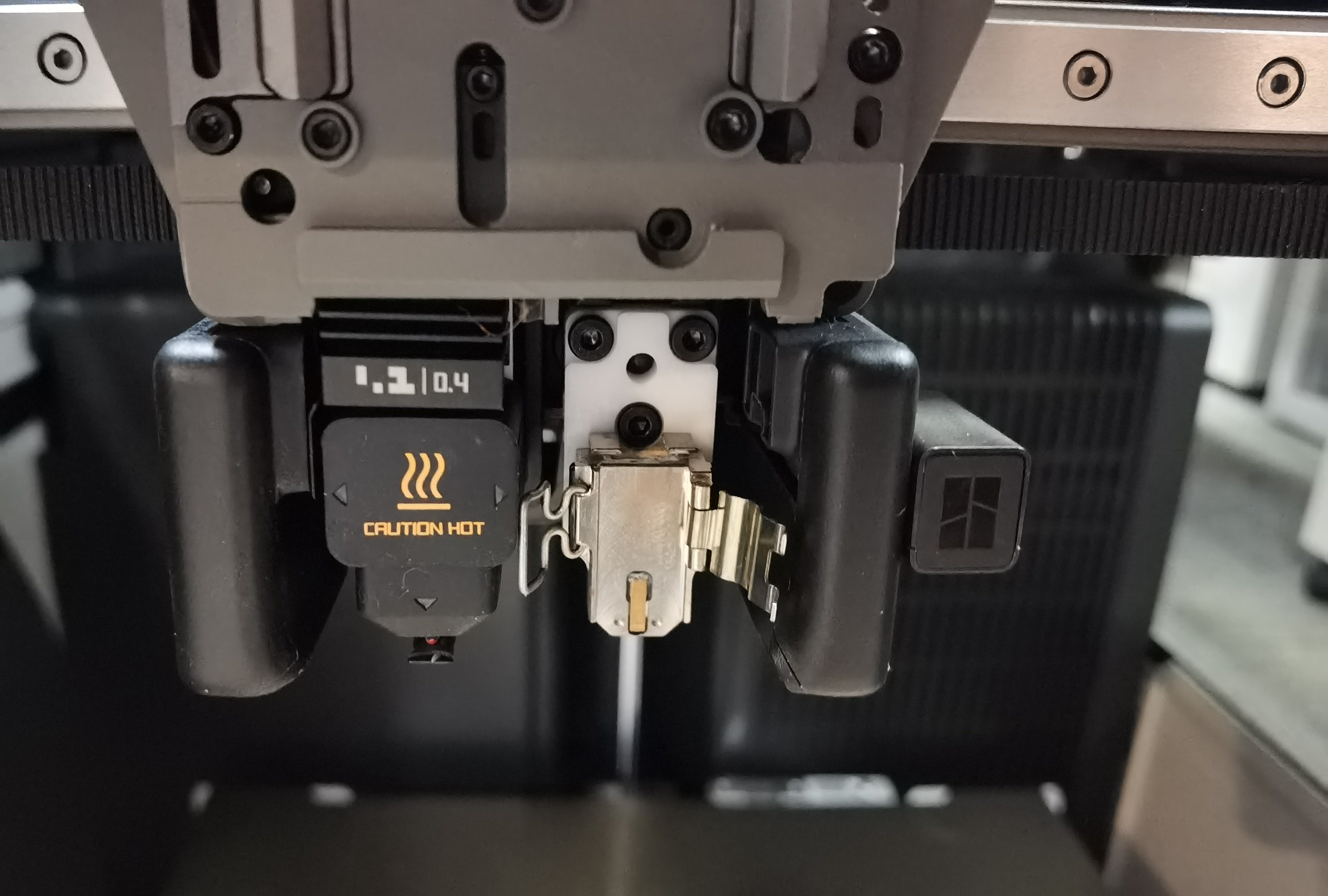 Left extruder hotend not installed
