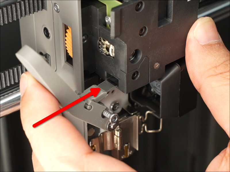 cutter_slides_in_place_004.png