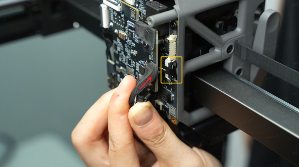 Conector entre la placa del sensor de efecto Hall del extrusor y la placa TH