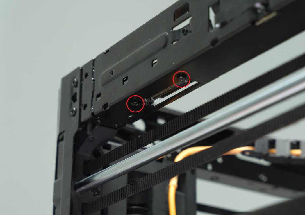 bottom_screws003.jpg