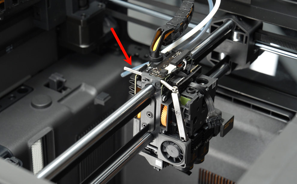 024_put_on_the_left_lever_spring_and_magnet.png