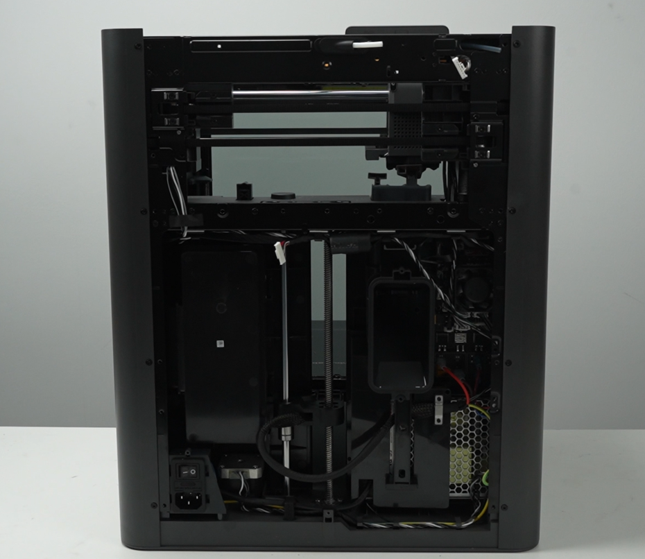 002_remove_rear_panel.png