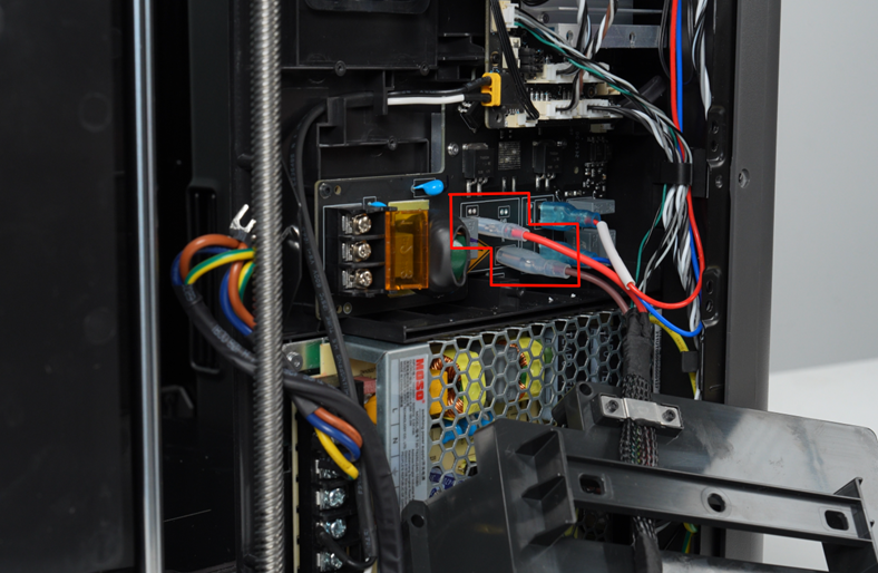 010_hv_heatbed_cable.png