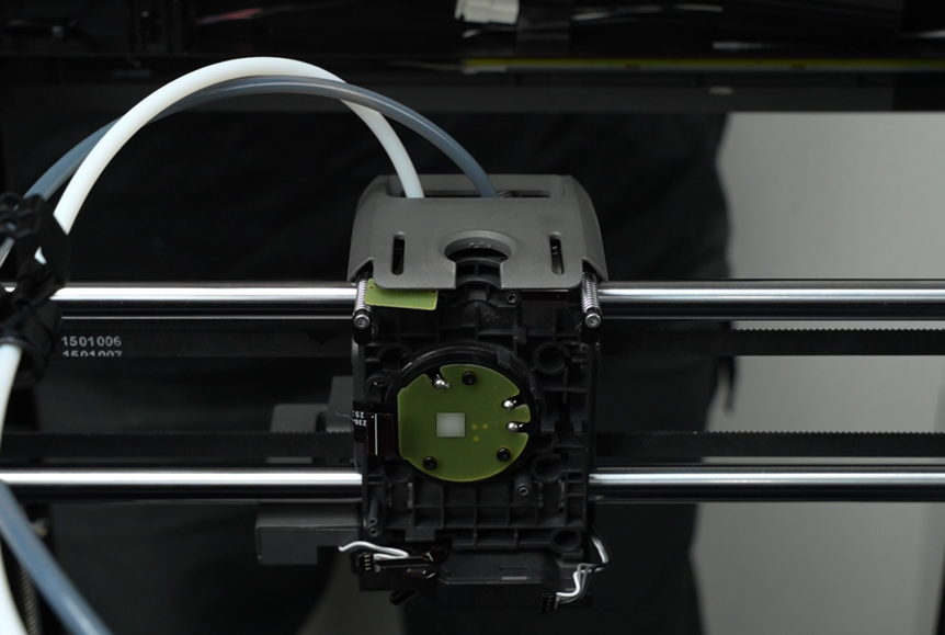 016_remove_usbc_cable.png