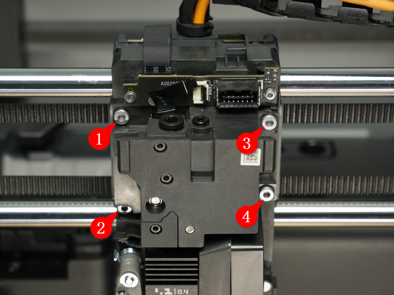 4_screws_009.png