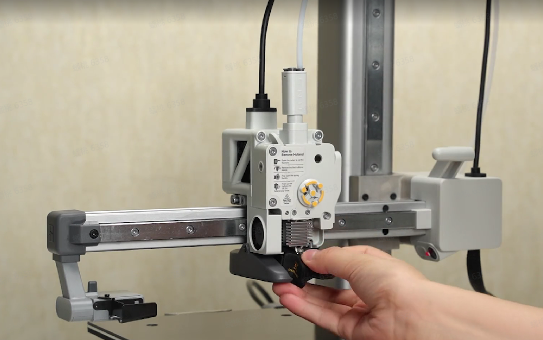 Quitar el manguito de silicona del hotend