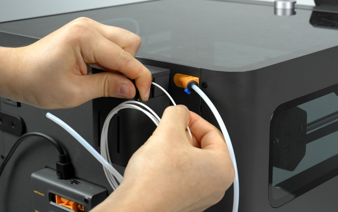 aux_inlet_filament.png