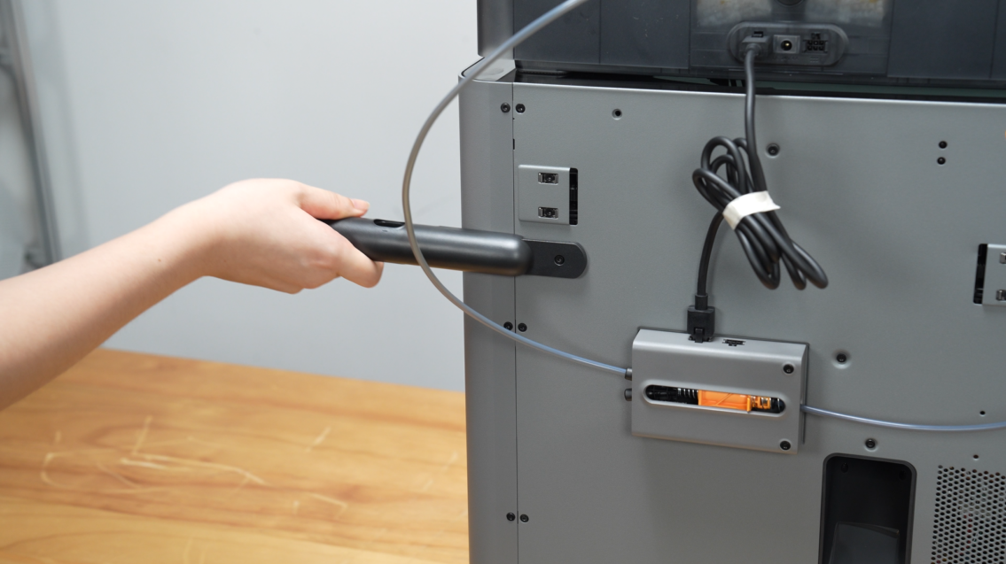 45-install-spool-holder-1.png