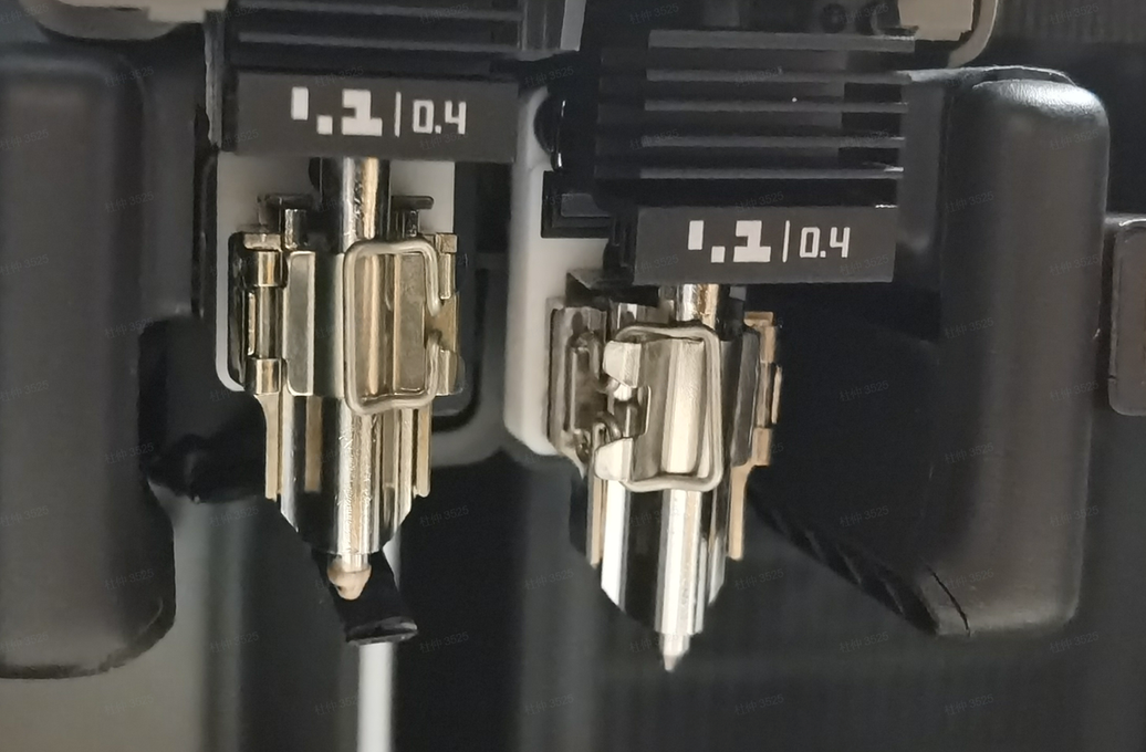 Ejemplo de instalación incorrecta del hotend derecho