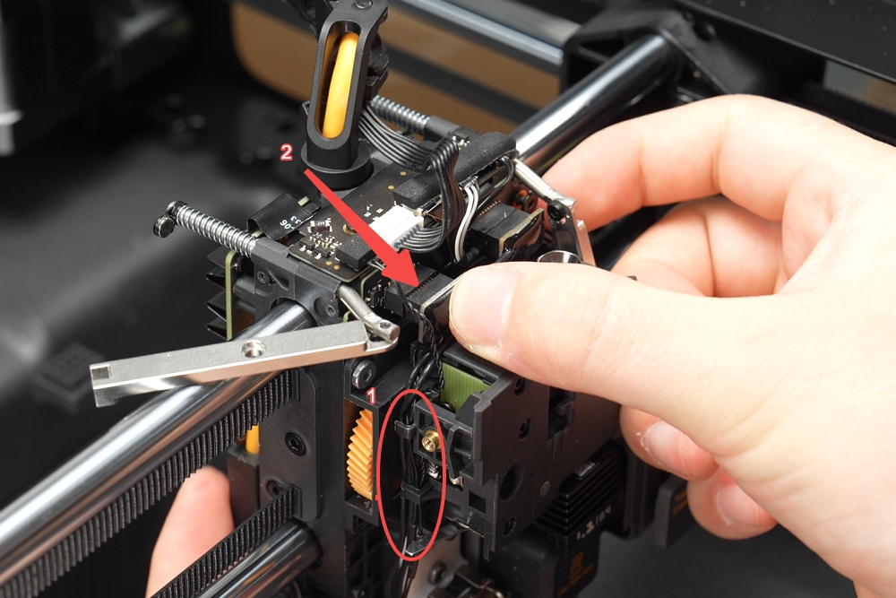 install_left_hotend_cable_connector_001.png