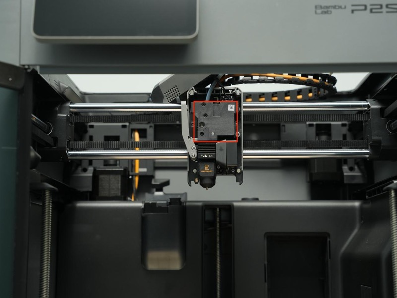 8-extruder.jpg
