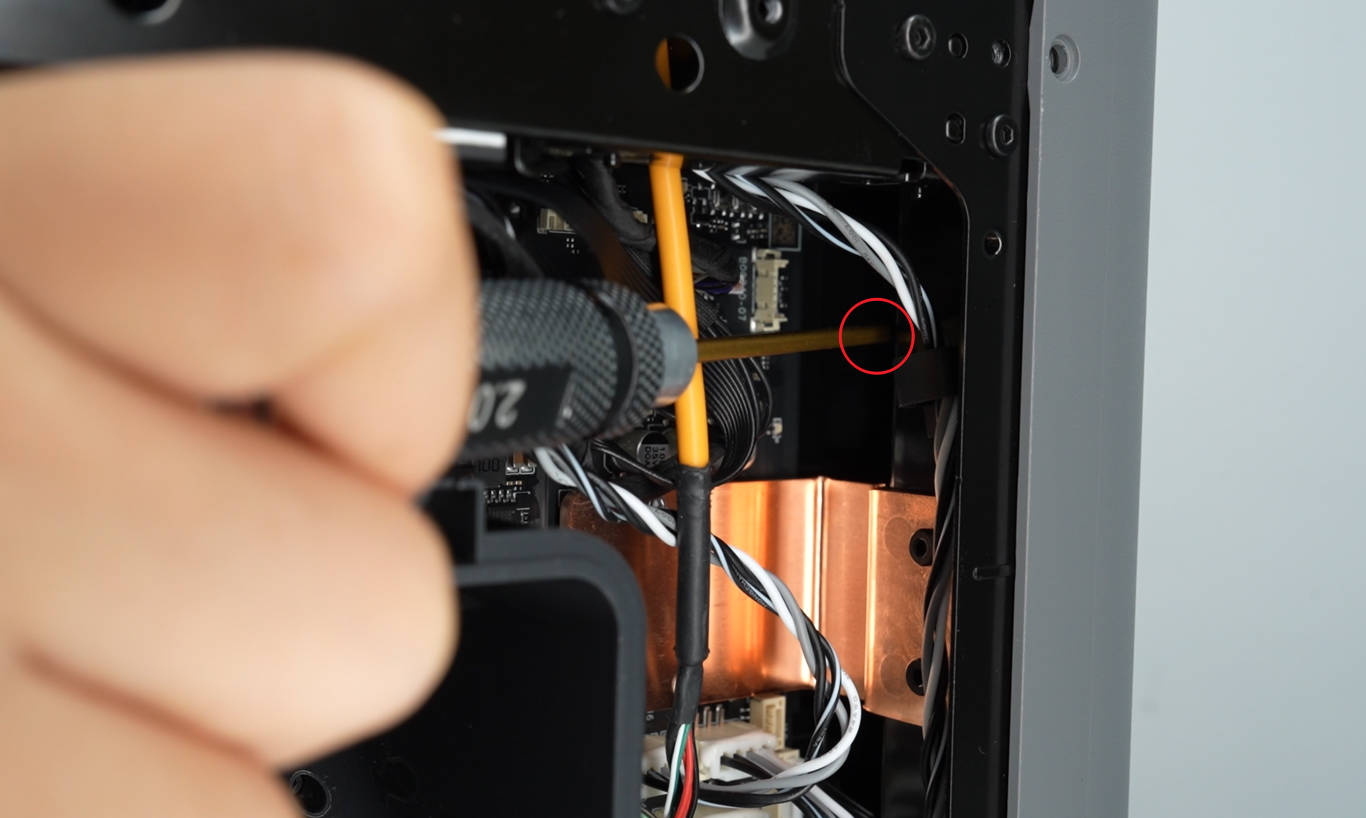 back_screws008.jpg