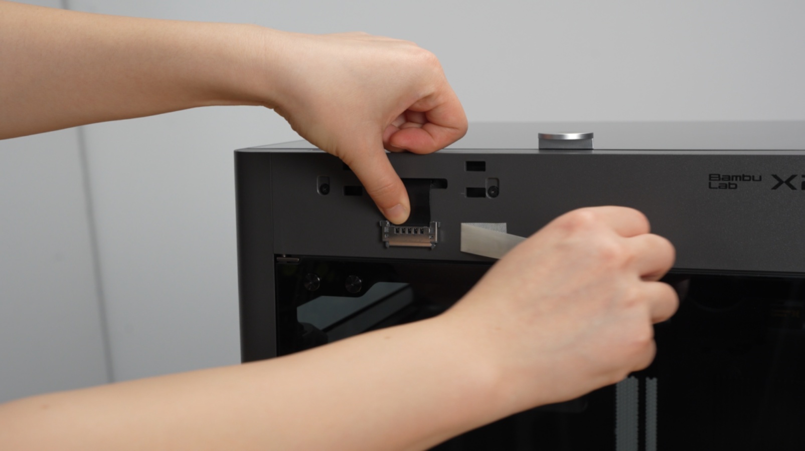 x2d-unboxing-image-25.png