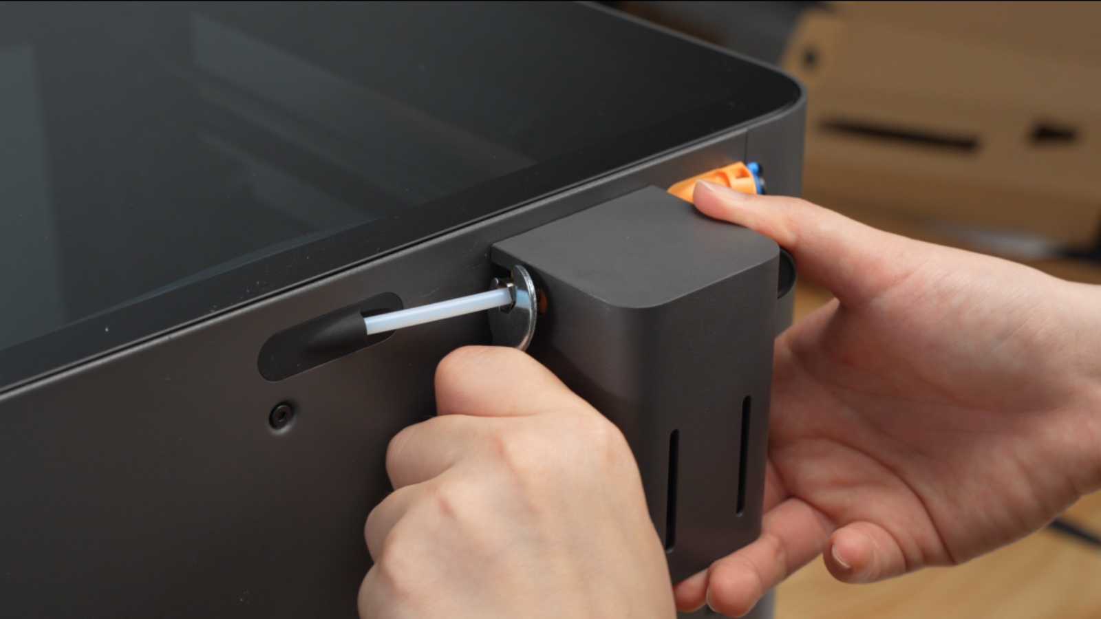 x2d-unboxing-image-37.png