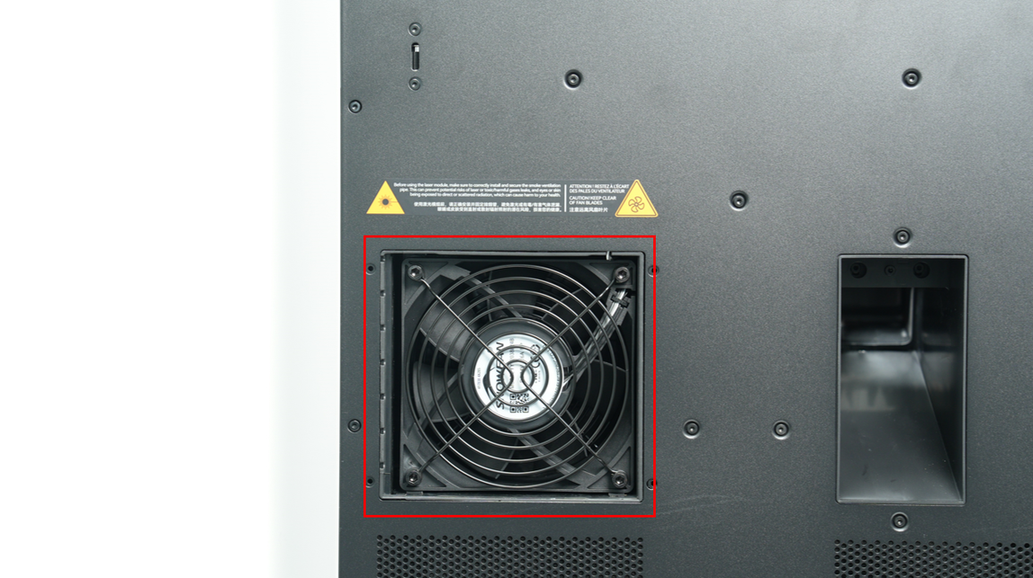 Ventilador de extracción de cámara (vista trasera, después de retirar la extracción activa de cámara)