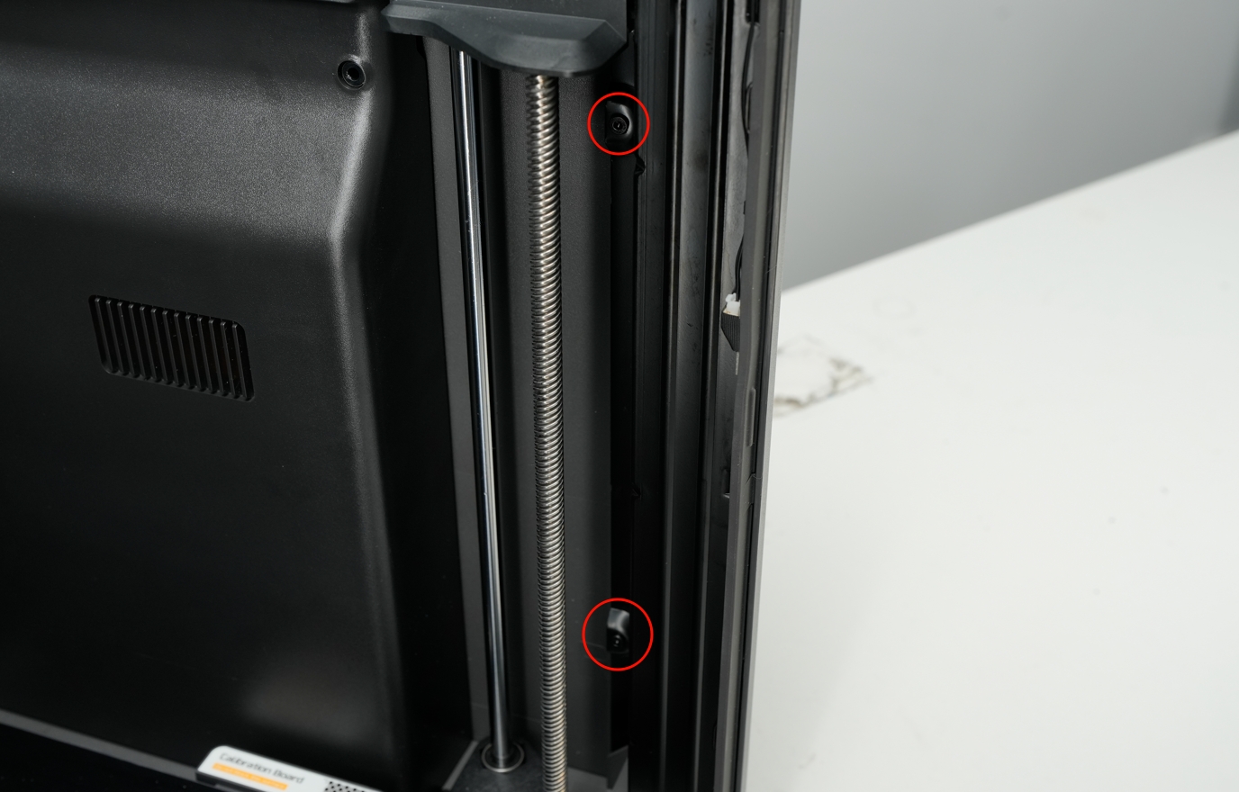 005_mid_beam_screw.jpg